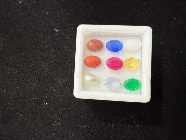 Multicolor_Navratan_Stone_Box_For_Astrology_And_Spiritual_Practices