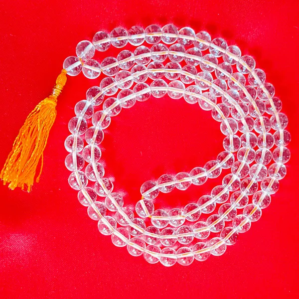 Transparent_Crystal_Sphatik_Mala_To_Attract_Positive_Energy