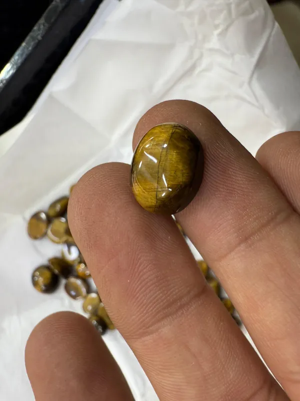 Natural_Premuim_Quality_Tiger_Eye_Gemstones