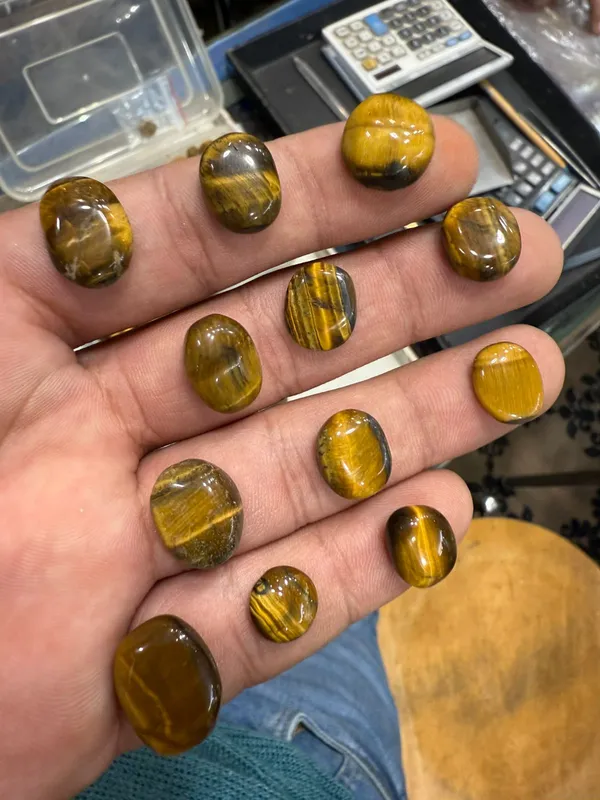 Natural_Premuim_Quality_Tiger_Eye_Gemstones