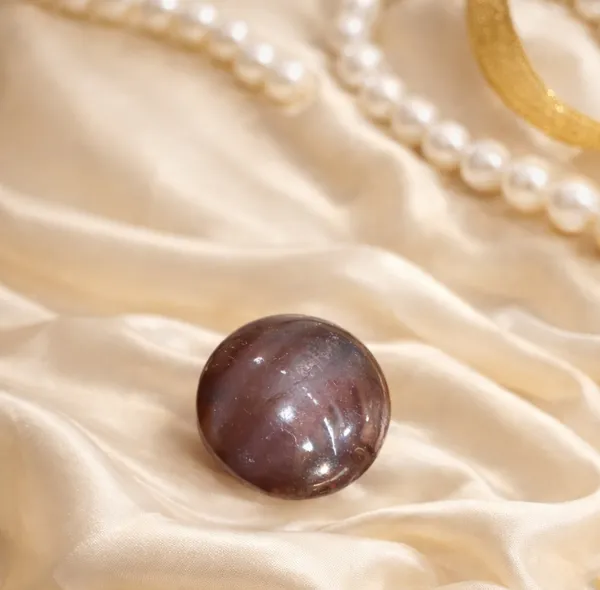 Brown_Premium_Quality_Rare_Cat_Eye_Gemstone