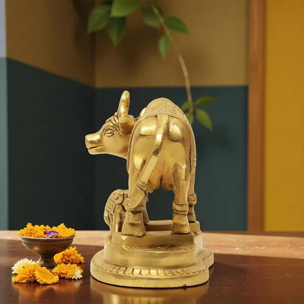 Antique_100%_Pure_Brass_Kamdhenu_Cow_And_Calf_Statue,_Vastu_Offers_Wealth,_Prosperity,_Health,_Peace_For_Home,_Office