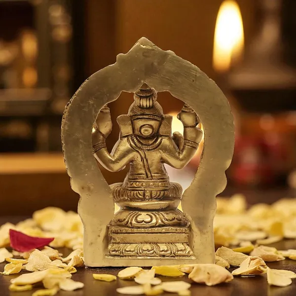Antique_Brass_Ganesh_Idol_For_Home_Pooja,_Ganesh_Murti_For_Gift_Vinayaka_Idol_Vinayagar_Statue_For_Home_Decor,_Office_Desk,_Showpiece,_House_Warming