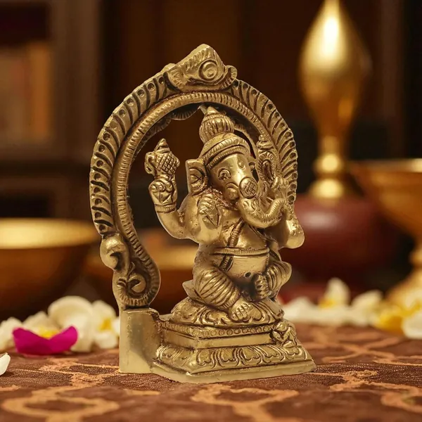Antique_Brass_Ganesh_Idol_For_Home_Pooja,_Ganesh_Murti_For_Gift_Vinayaka_Idol_Vinayagar_Statue_For_Home_Decor,_Office_Desk,_Showpiece,_House_Warming