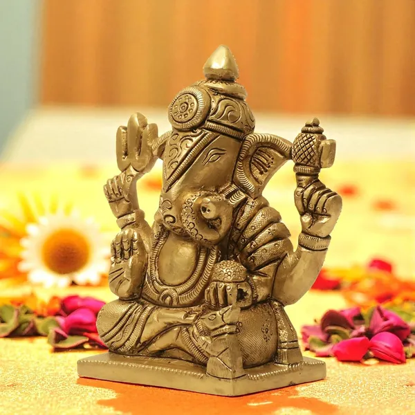 Antique_Brass_Ganesh_Idol_For_Home_Pooja,_Ganesh_Murti_For_Gift_Vinayaka_Idol_Vinayagar_Statue_For_Home_Decor,_Office_Desk,_Showpiece,_House_Warming
