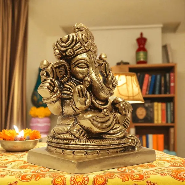Antique_Brass_Pagdi_Ganesh_Idol_For_Home_Decor,_Ganesh_Murti_For_Gift_Vinayaka_Idol_Vinayagar_Statue_For_Home_Pooja,_Office_Desk,_Showpiece,_House_Warming