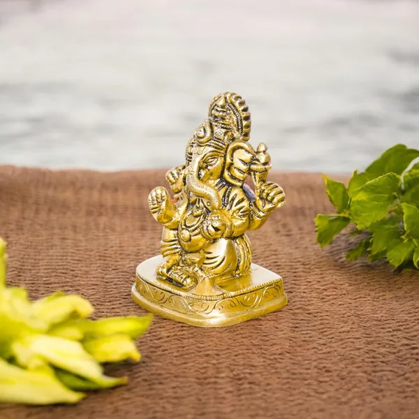 Antique_Brass_Ganesh_Idol_For_Home_Pooja,_Ganesh_Murti_For_Gift_Vinayaka_Idol_Vinayagar_Statue_For_Home_Decor,_Office_Desk,_Showpiece,_House_Warming
