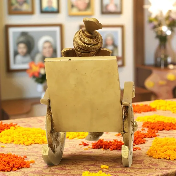 Antique_Brass_Ganesh_Idol_For_Home_Decor,_Ganpati_Idol_Sitting_On_Chair,_Ganesh_Murti_For_Gift_Vinayaka_Idol_Vinayagar_Statue_For_Home_Pooja,_Office_Desk,_Showpiece,_House_Warming
