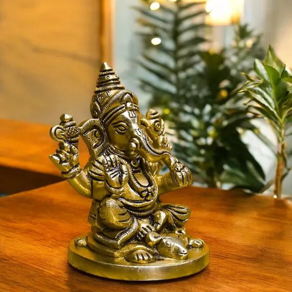 Antique_Brass_Ganesh_Idol_For_Home_Pooja,Ganesh_Murti_For_Gift_Vinayaka_Idol_Vinayagar_Statue_For_Home_Decor,_Office_Desk,_Showpiece,_House_Warming
