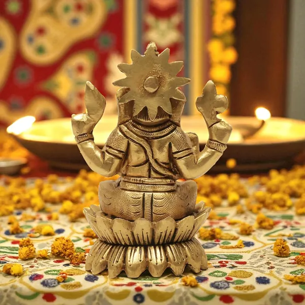 Antique_Brass_Ganesh_Idol_For_Home_Pooja_,Ganesh_Murti_For_Gift_Vinayaka_Idol_Vinayagar_Statue_For_Home_Decor,_Office_Desk,_Showpiece,_House_Warming