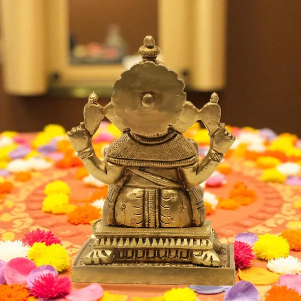 Antique_Brass_Ganesh_Idol_For_Home_Pooja_,Ganesh_Murti_For_Gift_Vinayaka_Idol_Vinayagar_Statue_For_Home_Decor,_Office_Desk,_Showpiece,_House_Warming