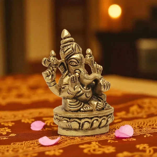 Antique_Brass_Ganesh_Idol_For_Home_Pooja,Ganesh_Murti_For_Gift_Vinayaka_Idol_Vinayagar_Statue_For_Home_Decor,_Office_Desk,_Showpiece,_House_Warming