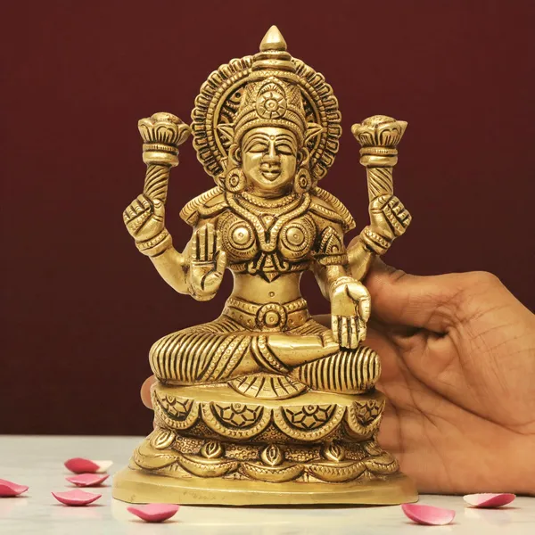 Antique_Brass_Idol_Maa_Lakshmi_Sitting_On_Lotus_For_Home_And_Office