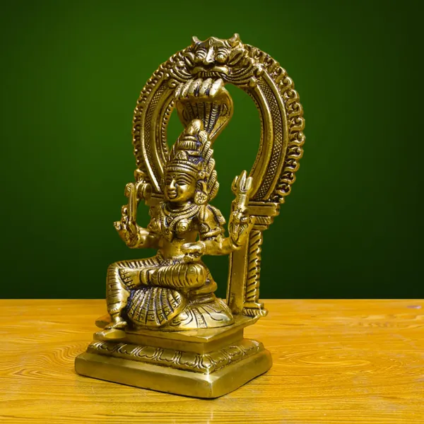 Antique_Brass_Idol_Of_Frame_Karmari_Amman_Statue_And_Kamatchi_Amman_Silai_For_Home_Decor,_Temple