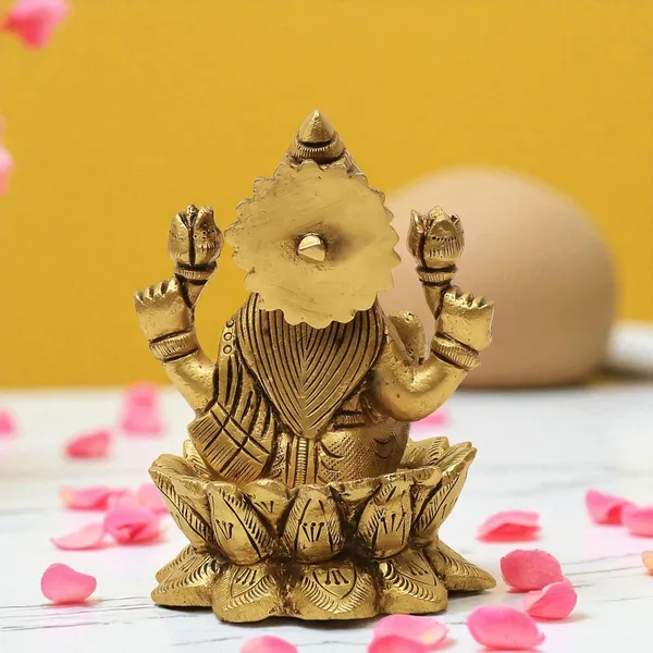 Antique_100%_Pure_Brass_Lotus_Lakshmi_Devi_Idol_Statue_For_Pooja_,Goddess_Laxmi_Idols_For_Temple_Pooja_Room_And_Diwali_Decoration_Gifts