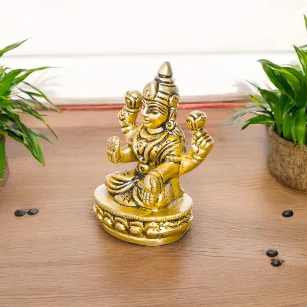 Antique_100%_Pure_Brass_Lakshmi_Devi_Idol_Statue_For_Pooja,_Laxmi_Idols_For_Temple_Pooja_Room_And_Diwali_Decoration_Gifts