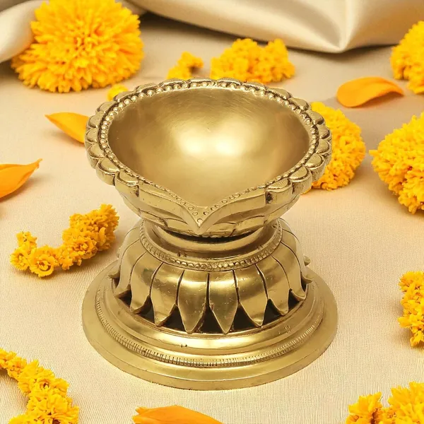 Antique_100%_Pure_Diwali_Gift_Items_Diya/Oil_Lamp_|_Deepak/Deepam_For_Pooja,_Home_|_Diwali_Gifts_Items_For_Family_And_Friends