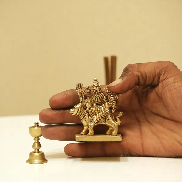SHANTI
Brass
Durga
MATA
Idol/Murti
for
Puja
Room