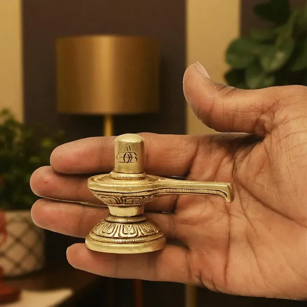 SHANTI_Brass_Shivling_for_Home_Puja,_Shiva_Lingam_for_Temple,_Office_Desk,_Gift_&_Décor_