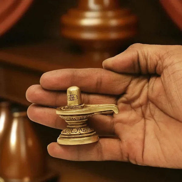 SHANTI_Brass_Shivling_for_Home_Puja,_Shiva_Lingam_for_Temple,_Office_Desk,_Gift_&_Décor_