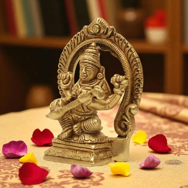 Antique_Brass_Saraswati_Idol_Statue_And_Hindu_Goddess_Of_Knowledge_For_Pooja