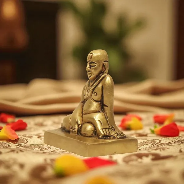 Antique_100%_Pure_Brass_Swami_Samarth_God_Idol_Statue_Handcrafted_Figurine_Ideal_For_Home_Decor_And_Pooja