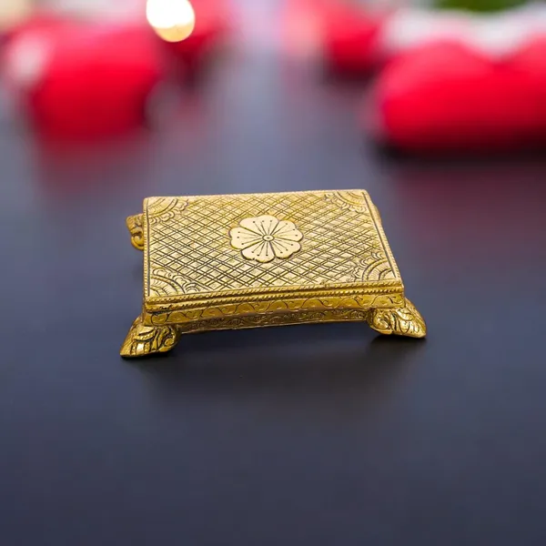 Antique_100%_Pure_Brass_Chowki_For_Pooja_Temple,Mandir_And_Home