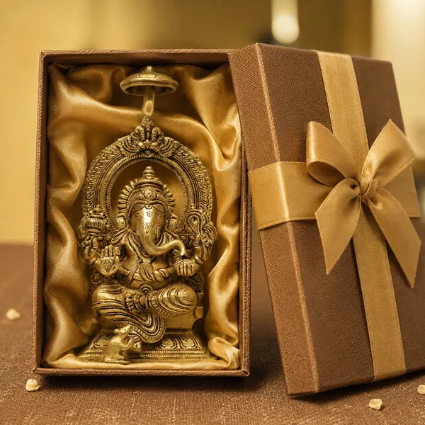 Antique_Brass_Ganesh_Idol_For_Home_Decor,_Gift_Vinayaka_Idol_For_Pooja_Showpiece_House_Warming_Gift