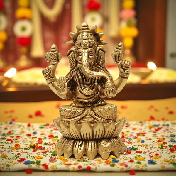 Antique_Brass_Ganesh_Idol_For_Home_Pooja_,Ganesh_Murti_For_Gift_Vinayaka_Idol_Vinayagar_Statue_For_Home_Decor,_Office_Desk,_Showpiece,_House_Warming