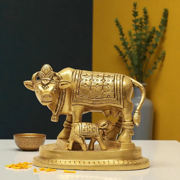 Antique_100%_Pure_Brass_Kamdhenu_Cow_And_Calf_Statue,_Vastu_Offers_Wealth,_Prosperity,_Health,_Peace_For_Home,_Office