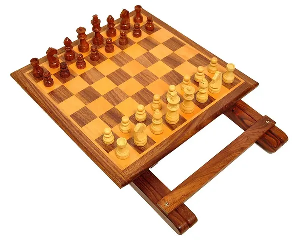 Wooden_Foldable_Chess_Set_,_Handcrafted_Board_and_Pieces,_Traditional_Brown_and_Natural
