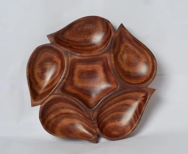 Wooden_Serving_Platter_with_5_Compartments,_Round_Leaf_Design,_Dark_Brown