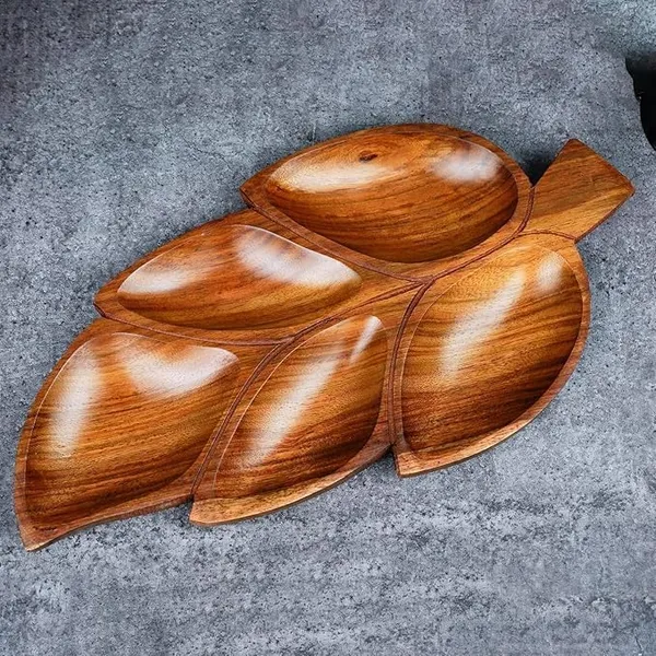 Wooden_Serving_Platter,_Leaf-Shaped_Design_with_5_Compartments,_Premium_Acacia_Wood