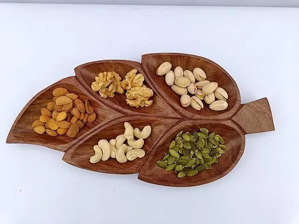 Wooden_Serving_Platter,_Leaf-Shaped_Design_with_5_Compartments,_Premium_Acacia_Wood