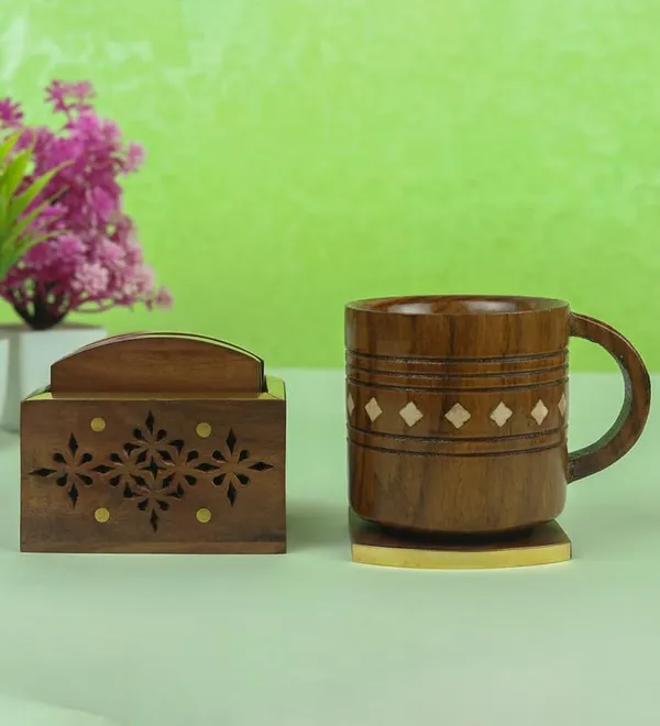 Wooden_Drink_Coaster_Set_with_Brass_Inlay_and_Decorative_Holder,_Carved_Snowflake_Design