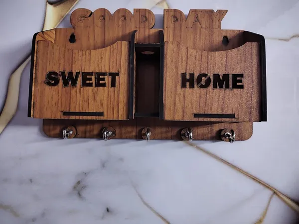 Wooden_Key_Holder_Wall_Mount,_Sweet_Home_Design_with_5_Hooks,_Decorative_Wall_Organiser