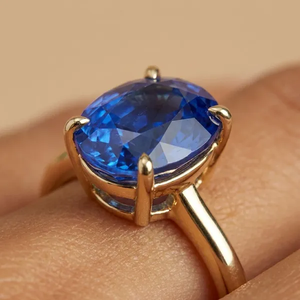 Blue_Premium_Sapphire_Gemstone