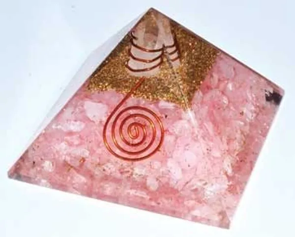Rose_quartz_Pyramid_