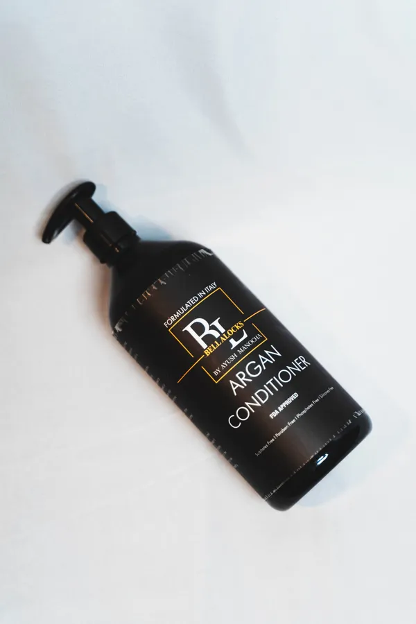 Argan_Conditioner_To_Nourish_Damaged_And_Frizzy_Hair