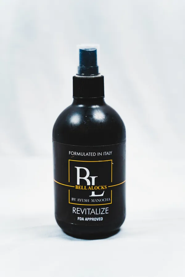 Revitalise_Spray_To_Revitalise_On_Dry_Hair