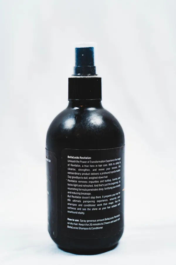 Revitalise_Spray_To_Revitalise_On_Dry_Hair