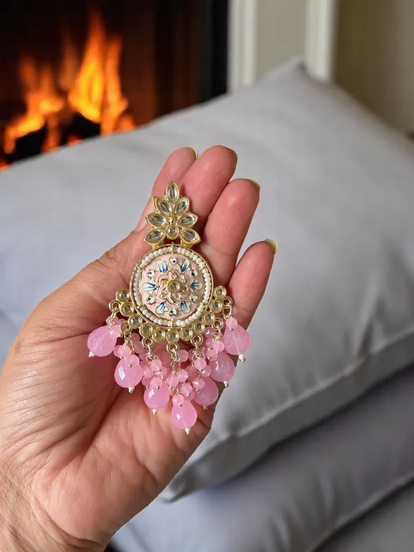 Light_Pink_Gold_Plated_Traditional_Floral_Kundan_Studded_Minakari_Jhumki_Earrings_For_Women