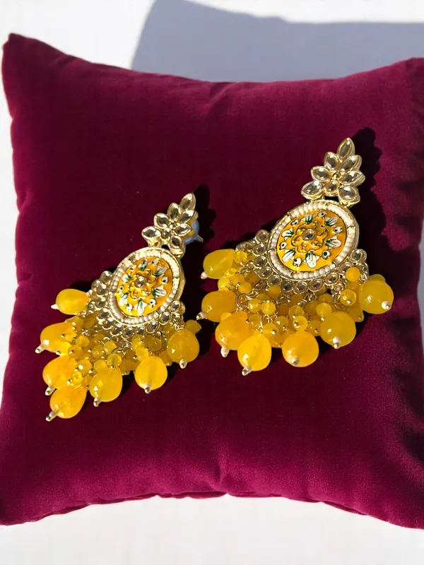 Yellow_Gold_Plated_Traditional_Floral_Kundan_Studded_Minakari_Jhumki_Earrings_For_Women