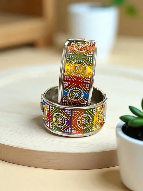 Multi_Colour_Navratri_Special_Beaded_&_Mirror_Work_Kada