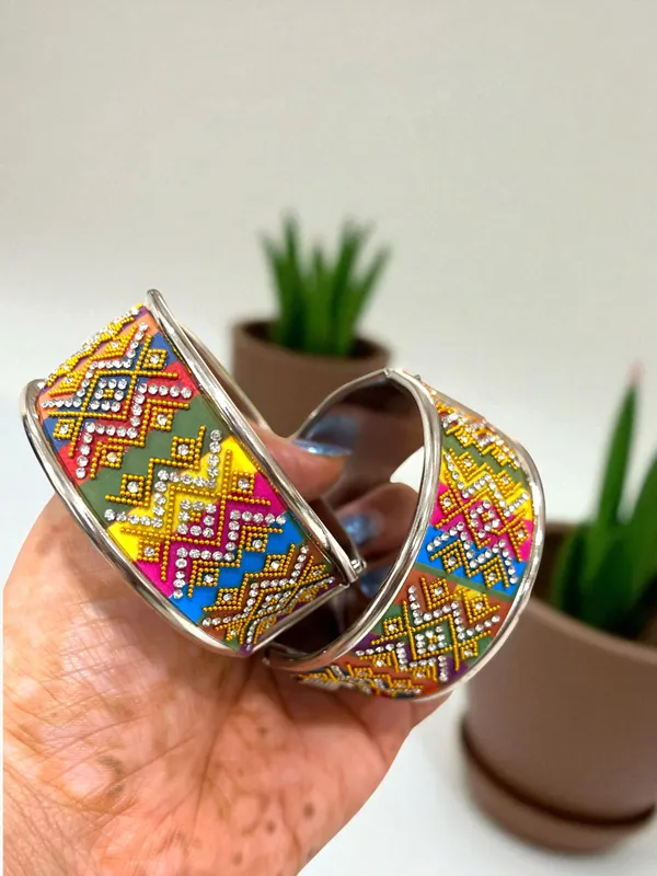 Multi_Colour_Navratri_Special_Beaded_&_Mirror_Work_Kada