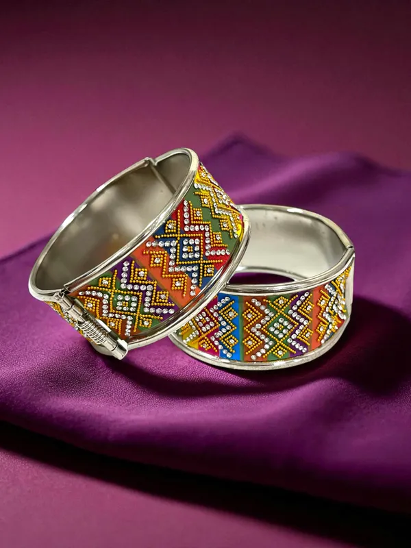 Multi_Colour_Navratri_Special_Beaded_&_Mirror_Work_Kada