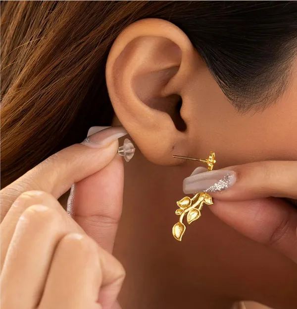 Multicolour_Fashion_Trendy_Gold_Plated_Leaf_Design_Necklace_Set_For_Women