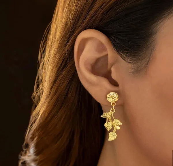 Multicolour_Fashion_Trendy_Gold_Plated_Leaf_Design_Necklace_Set_For_Women