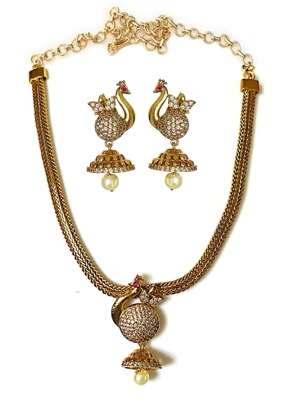 Golden_Peacock_Design_American_Diamond_Necklace_Set