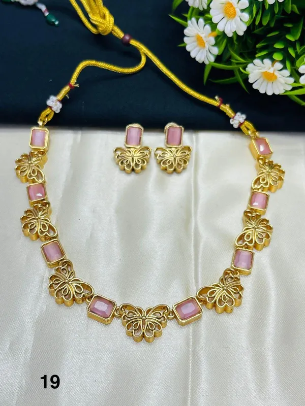 Pink_Butterfly_Design_Gold-Plated_Necklace_Set_With_Earrings